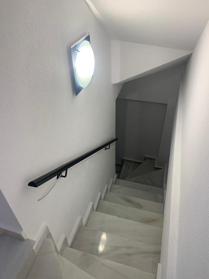 Adosado Tranquilo Con Piscina Y Vistas Al Mar Apartman Puerto Marino Kültér fotó