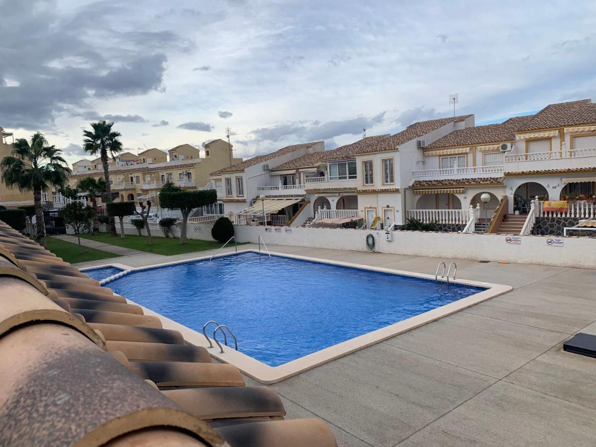 Adosado Tranquilo Con Piscina Y Vistas Al Mar Apartman Puerto Marino Kültér fotó