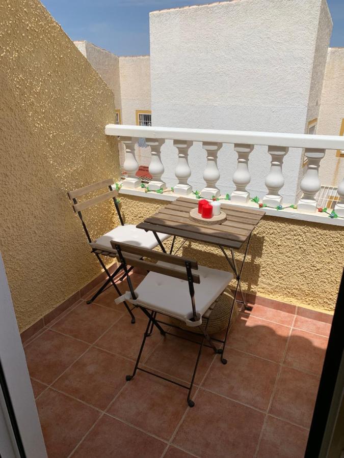 Adosado Tranquilo Con Piscina Y Vistas Al Mar Apartman Puerto Marino Kültér fotó